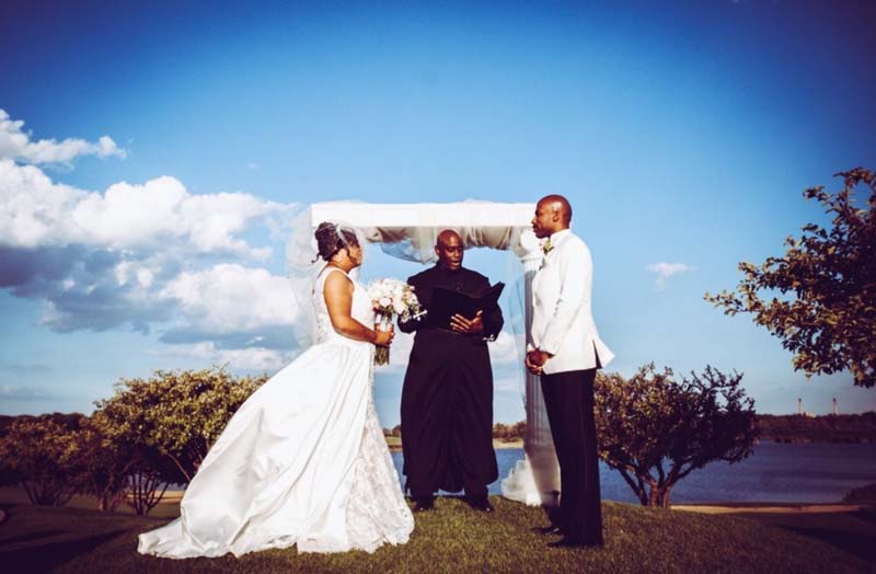 outdoor wedding ceremony